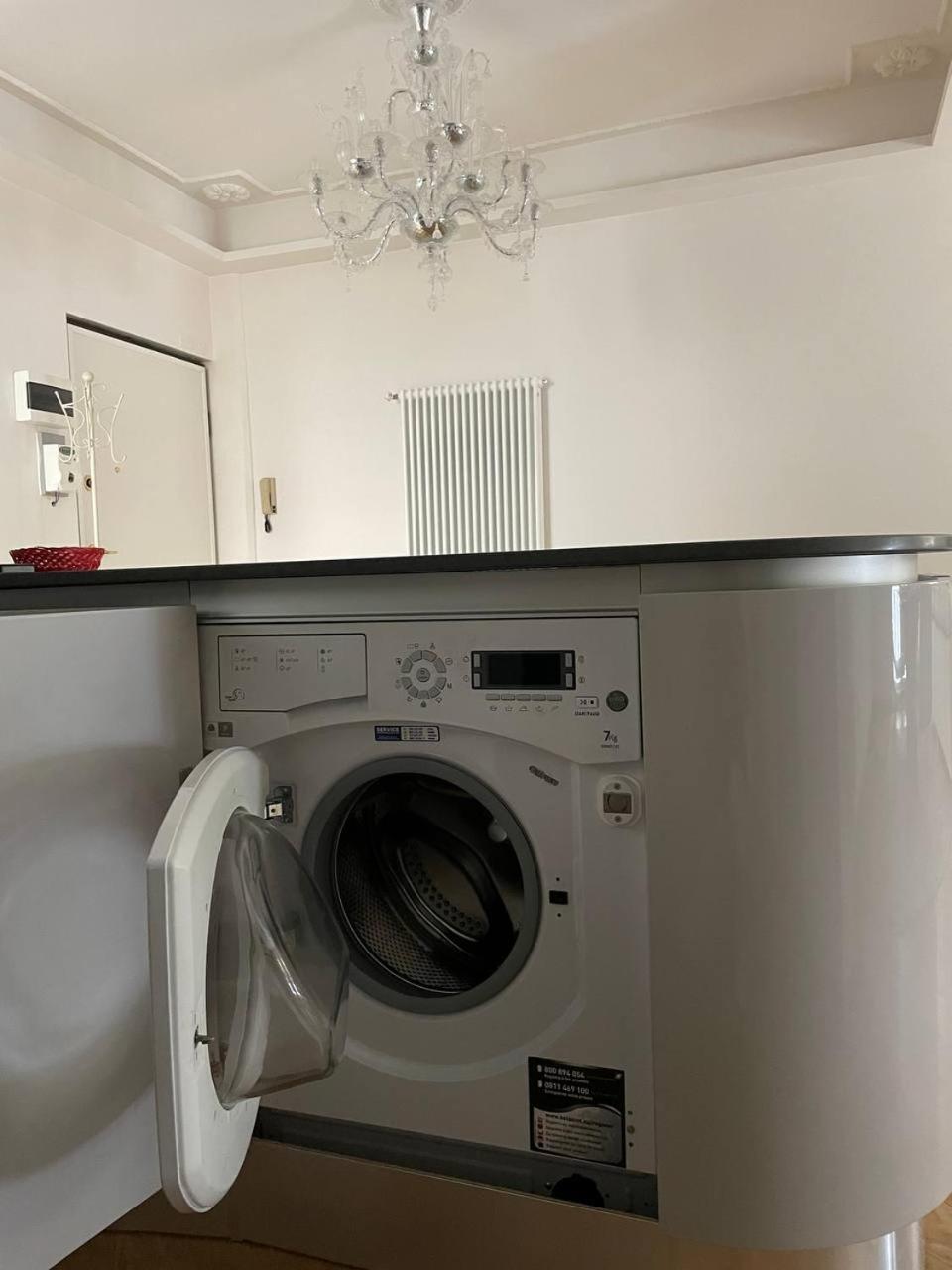 Apartment Luxury Castelletto Appartament Genua